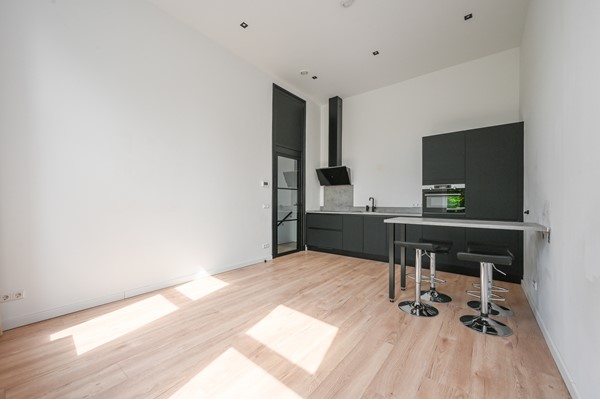 Medium property photo - Hoevestraat, 3033 GA Rotterdam